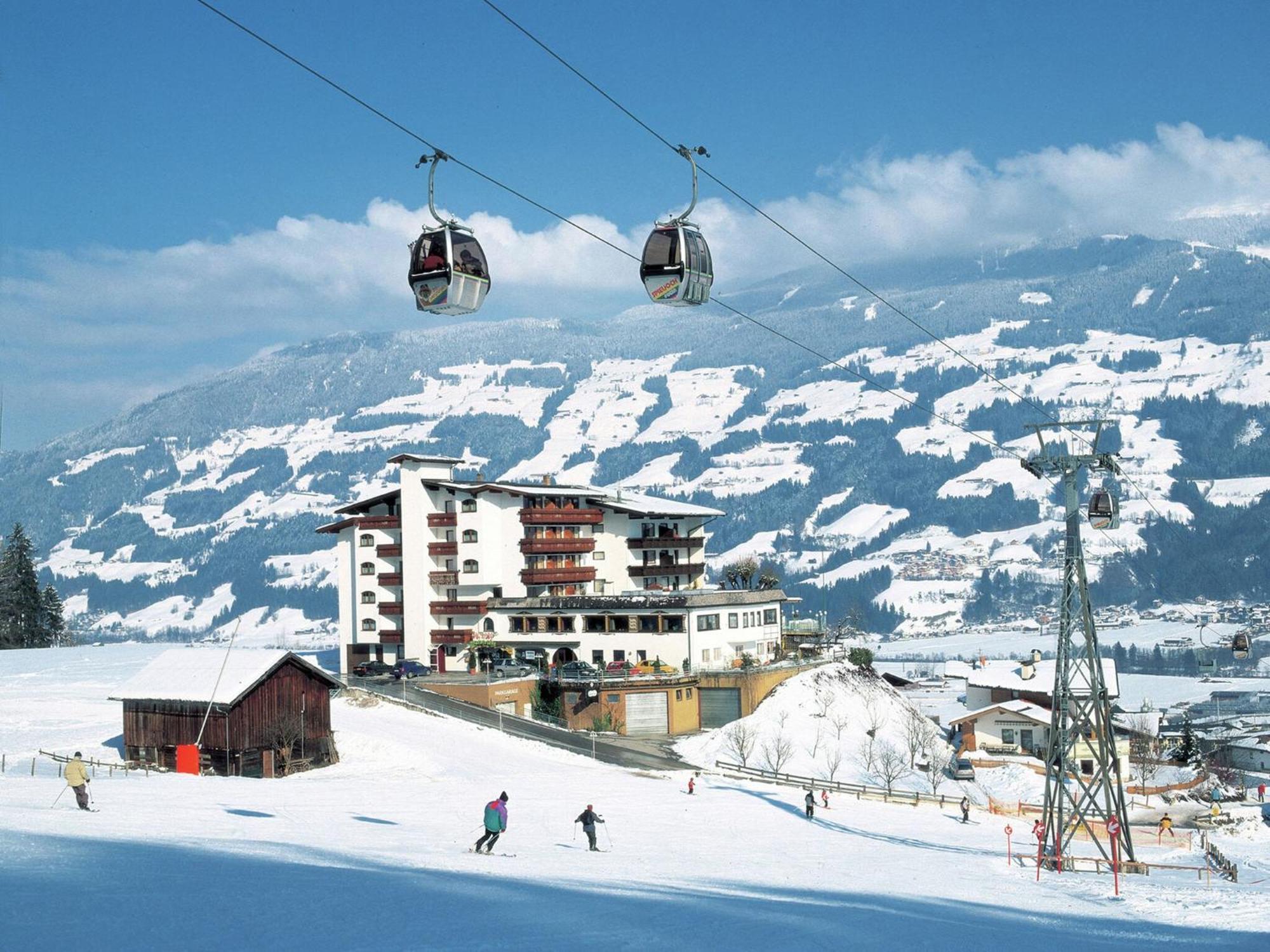 Holiday Flat In Uderns Near The Ski Area Exterior photo